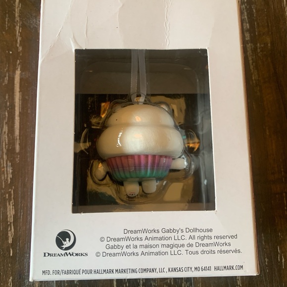 Hallmark Dreamworks Gabby's Dollhouse Cakey Cat Christmas Tree Holiday Ornament - Picture 4 of 5